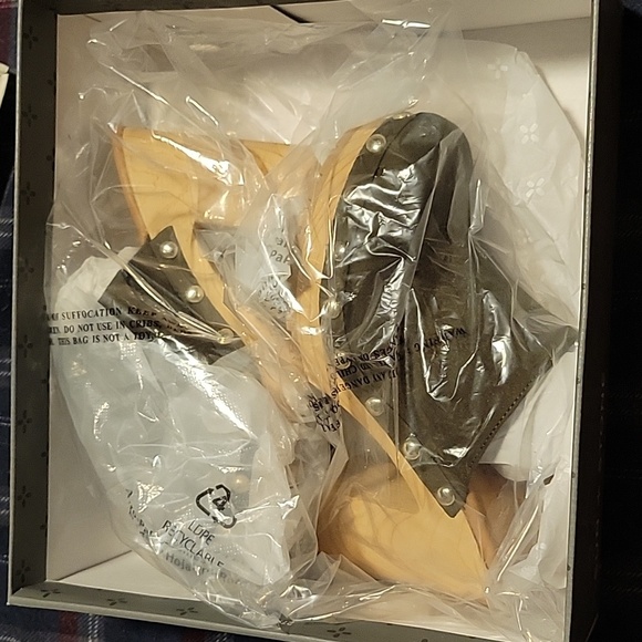 Sun stone clogs size 5 - Picture 1 of 5